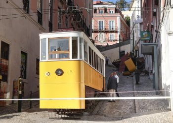 Suben a 17 los fallecidos en el accidente en Portugal con heridos de varias nacionalidades