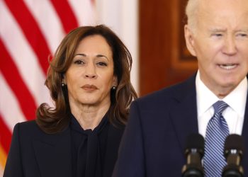 «Enojada y decepcionada»: Kamala Harris critica duramente a Joe Biden