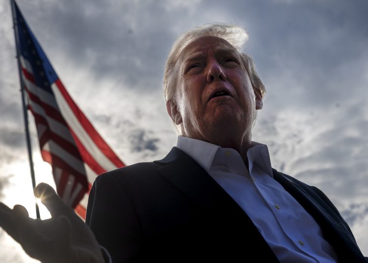 Trump impondrá un arancel del 100 % a todas las películas producidas fuera de EE.UU.