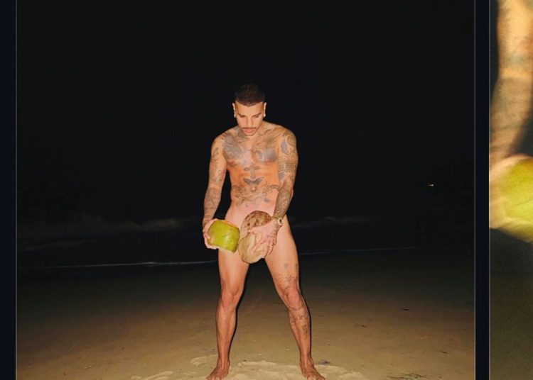 Rauw Alejandro enciende las redes sociales con atrevidas fotografías