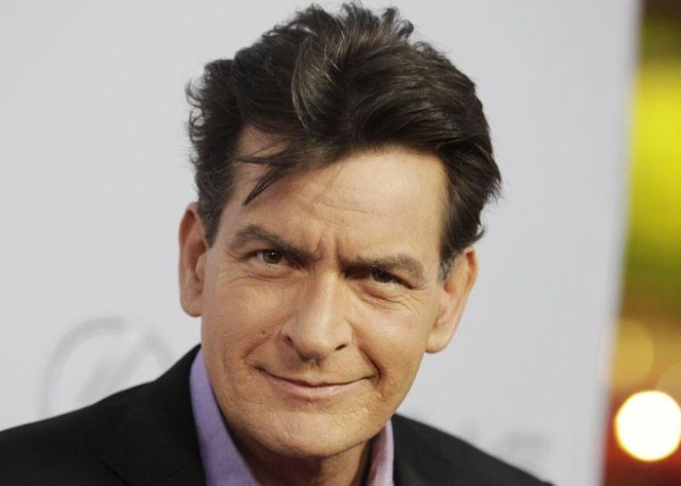 Charlie Sheen revela sobredosis, adicciones y relaciones sexuales con hombres en su documental