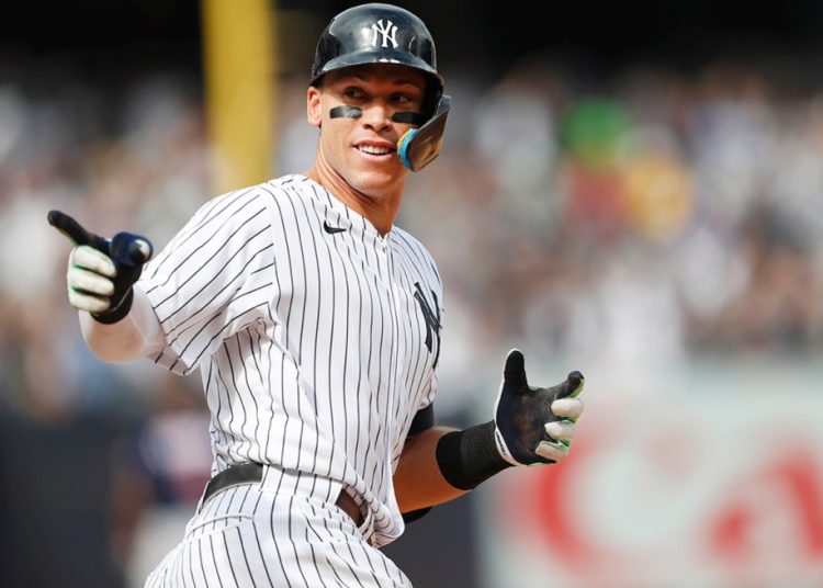 Aaron Judge conecta dos jonrones y alcanza a Joe DiMaggio en la historia de los Yankees