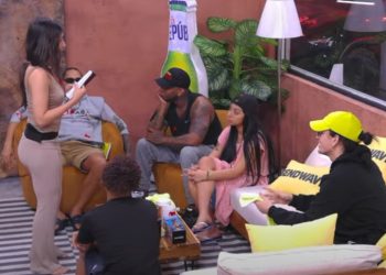 ¡Se regó la unción! “La Casa de Alofoke” vive un lunes de bendición