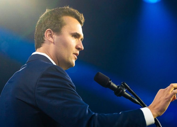 El activista político Charlie Kirk fue tiroteado en un acto público en EE.UU.
