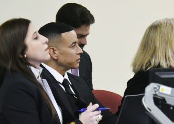 Renuncian abogadas del equipo legal de Daddy Yankee en pleito corporativo