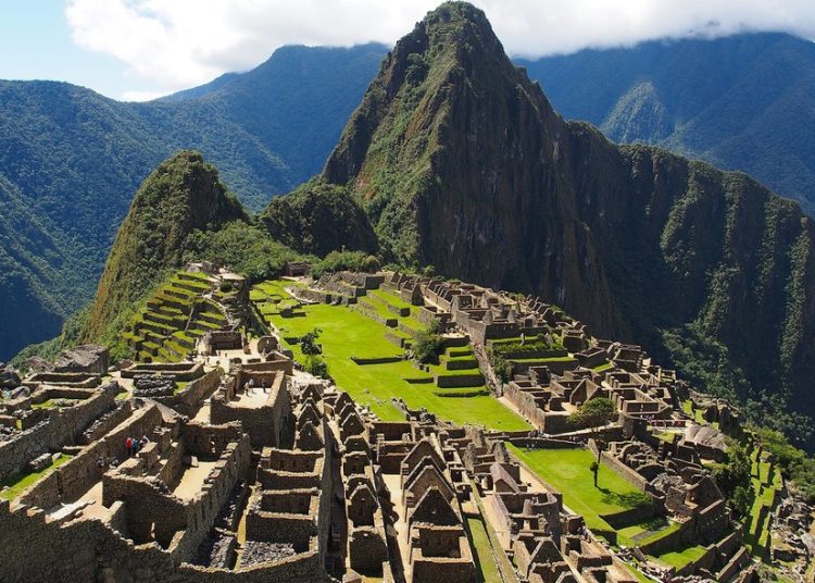 Machu Picchu está en estado de alerta por el exceso de turistas