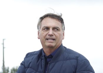 Trasladan a Bolsonaro «de emergencia» a un hospital