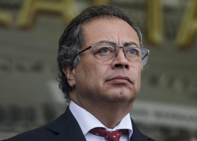 Petro: «Están asesinando jóvenes con misiles, por orden de un presidente que es el de EE.UU.»