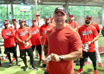 Leones del Escogido inician entrenamientos con 26 jugadores; Brito, Lake y Cordero encabezan el grupo