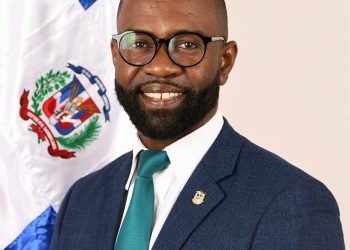 Carlos de Pérez: “Siempre que el PRM gobierna el dólar se dispara”