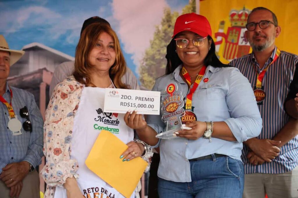 Constanza celebra 70 años de tradición paellera con el Reto de la Paella 2025 | 2 | Constanza celebra 70 años de tradición paellera con el Reto de la Paella 2025 - Noticias de hoy en República Dominicana | De Último Minuto