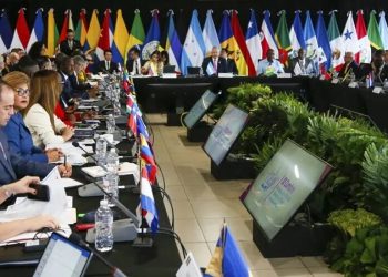 CELAC convoca reunión de urgencia por despliegue militar de EE.UU. en el Caribe