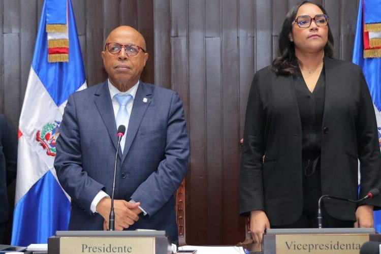 Diputados estudiarán al menos 3 proyectos sobre salud mental