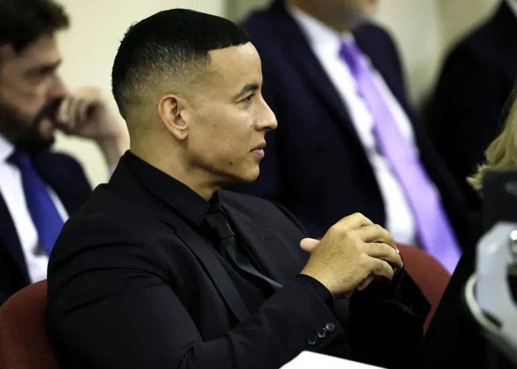 Daddy Yankee se une a un acuerdo empresarial para el desarrollo del fútbol en Puerto Rico