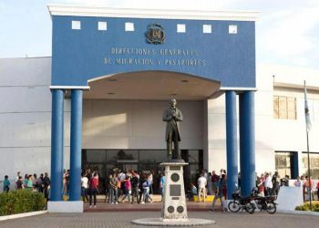 Pasaportes destina más de RD$200 mil en boletas de la temporada de béisbol 2025-2026