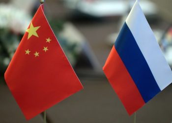 Rusia y China firman más de 20 documentos sobre cooperación bilateral