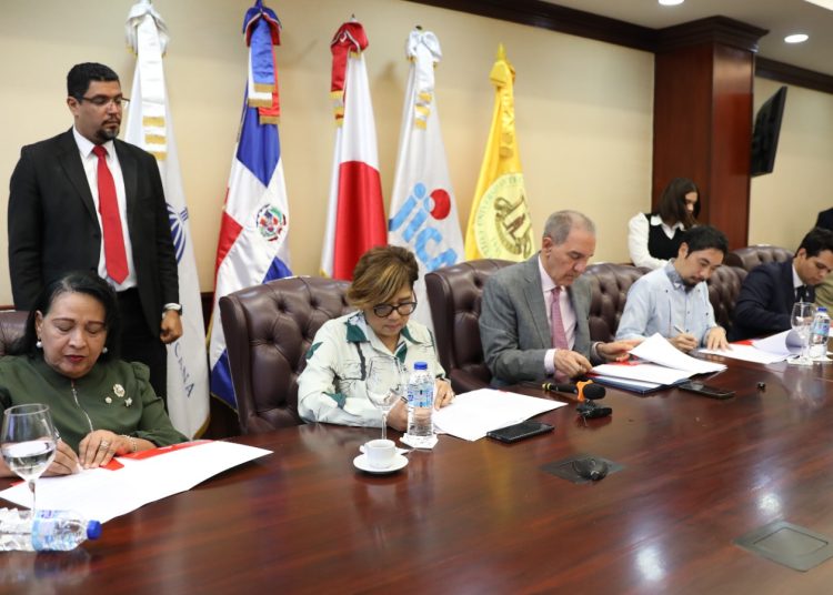 Gobierno apoya desarrollo económico rural de Sánchez Ramírez y firma acuerdo de cooperación interinstitucional con la UTECO y el JICA