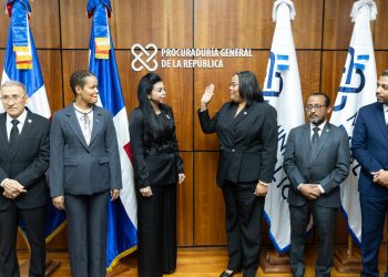 Isaura Suárez Salcedo es juramentada como nueva directora de Carrera del Ministerio Público
