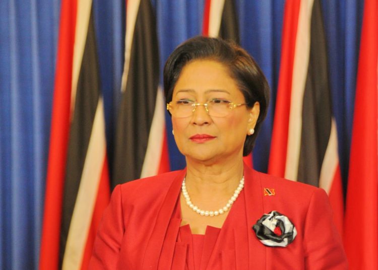 Primera ministra de Trinidad y Tobago niega planes de «invadir Venezuela» con EE.UU.