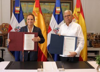 RD y España firman un memorando para promover el español en diplomacia
