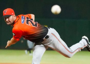 Matt Dermody regresa con los Toros del Este