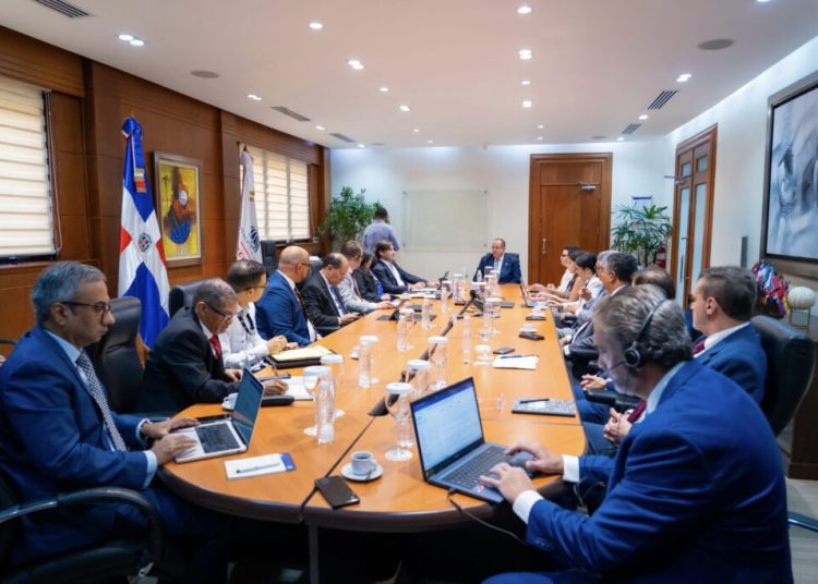 FMI recomienda al Gobierno eficientizar gastos e ingresos y reducir subsidios