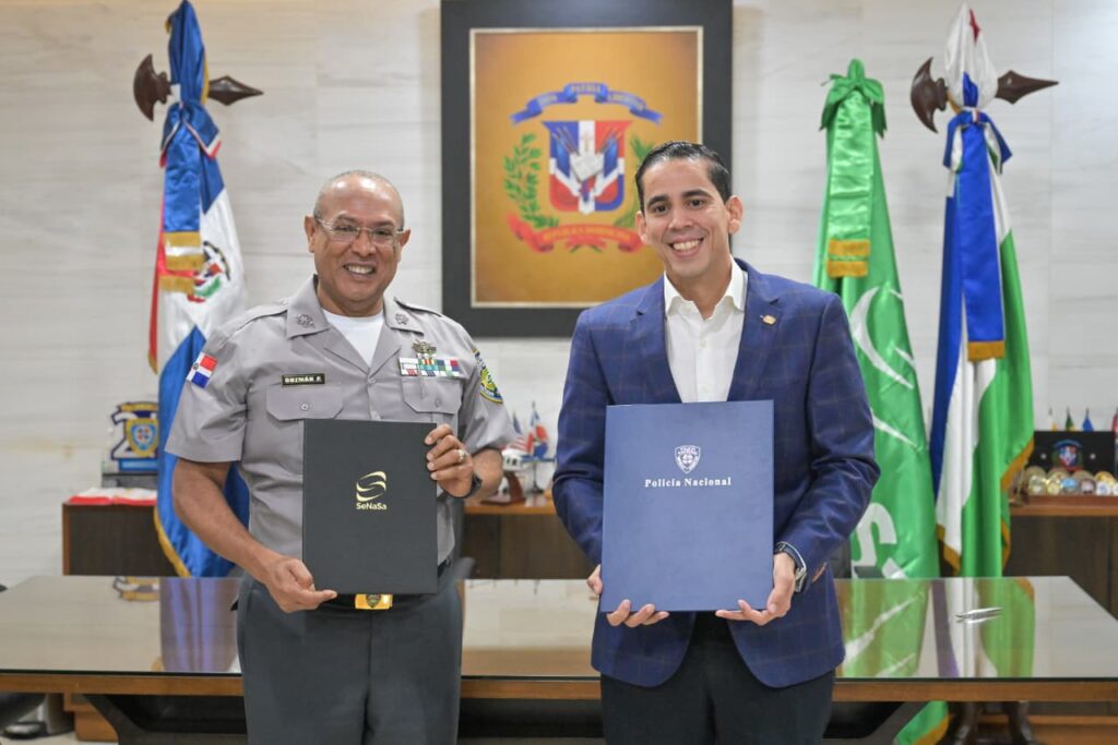 SENASA, PN y COREPOL firman acuerdo de Planes Complementarios en beneficio de pensionados y jubilados de la PN - Noticias de hoy en República Dominicana | De Último Minuto