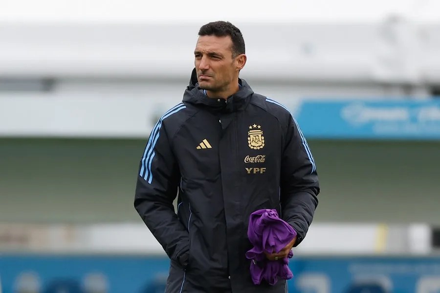 Scaloni evita confirmar la presencia de Messi en el próximo Mundial: "Lo que decida está bien"