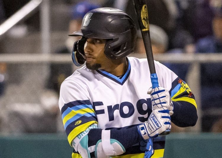 Tigres del Licey contratan a Víctor Labrada como refuerzo