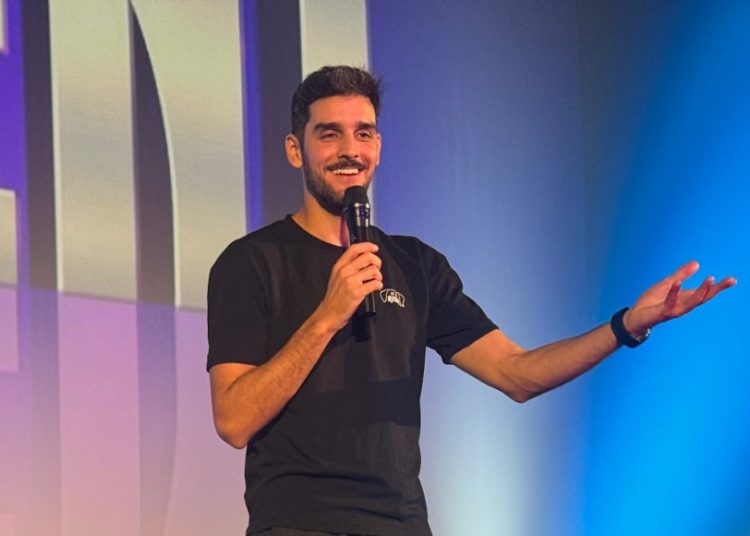 Comediante español Jorge Bolaños llega a RD con su show “Animal de Compañía”