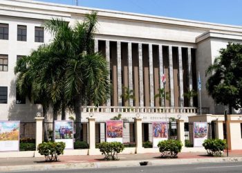 Corrupción educativa: Pagan 70 millones por obras fantasma