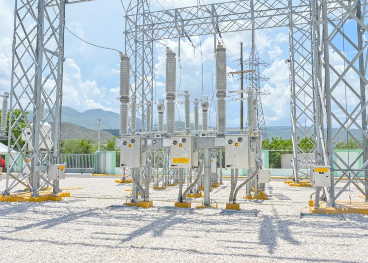 Edesur pone en operación transformador de potencia y dos nuevos circuitos eléctricos en Jimaní