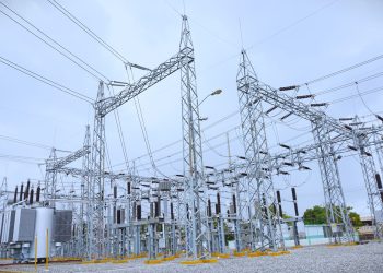 Edeeste reforzará el suministro eléctrico en la Jacobo Majluta con puesta en servicio de nuevo circuito