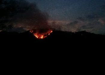 Fuego forestal en Jánico arrasa la sierra desde hace seis días