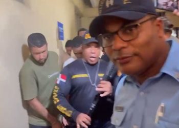 Trasladan a la sala de audiencias a imputados por caso de abuso sexual contra Génesis Peña