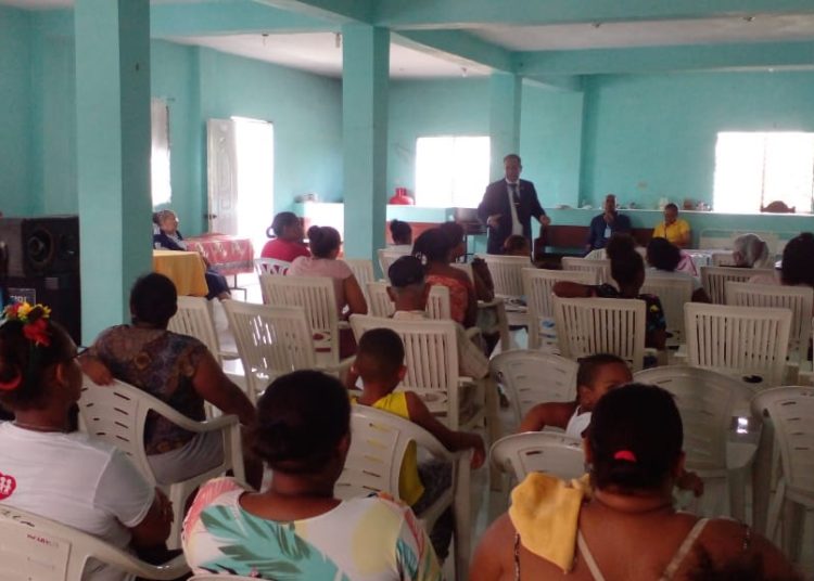 CONANI aborda acciones de prevención y atención del maltrato infantil, en Los Guandules