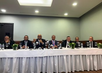 CNEXCARD reconoce al senador Santiago Zorrilla y anuncian propuestas de revisión al nuevo Código Penal