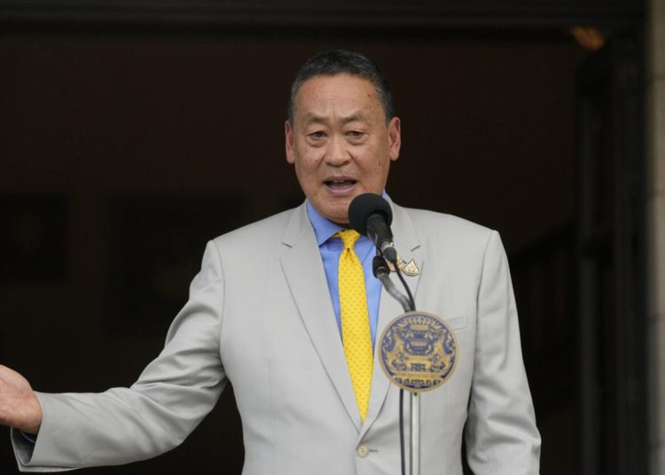 Tailandeses exigen que el nuevo primer ministro no sea del partido gobernante Phue Thai