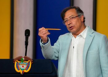 Petro invita a conocer el «realismo mágico» de Colombia a través de la Expo de Osaka