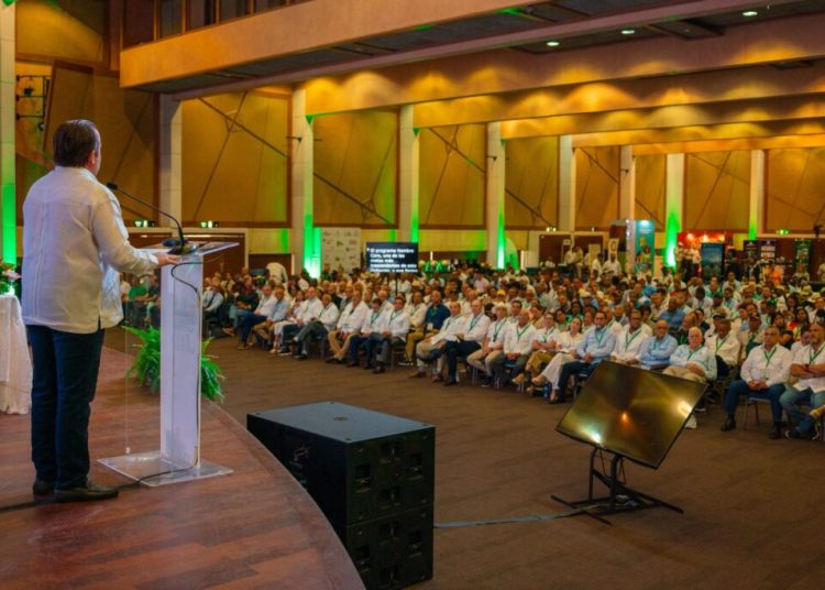 Paliza: “Duplicar las exportaciones agropecuarias al 2036 es nuestra meta”