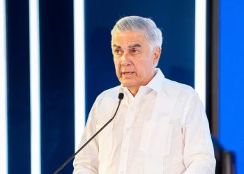 “El turismo mueve la economía en su conjunto”, afirma Juan Bancalari en apertura de la feria de Asonahores