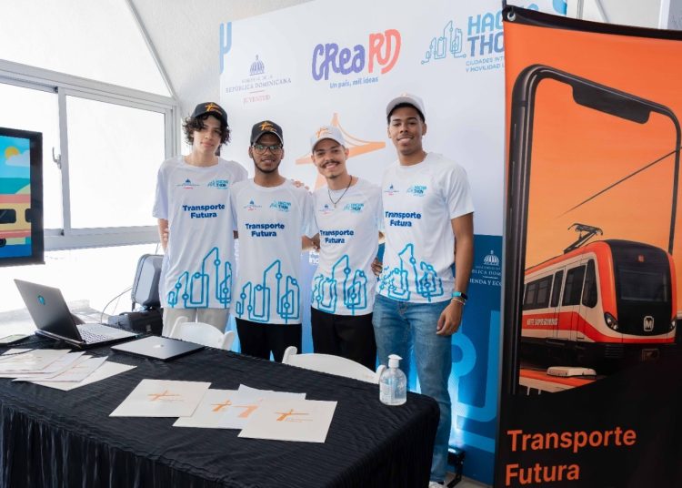 Jóvenes del ITLA presentan soluciones para el transporte: conquistan primer y segundo lugar en Hackathón de Ciudades Inteligentes y Movilidad Urbana