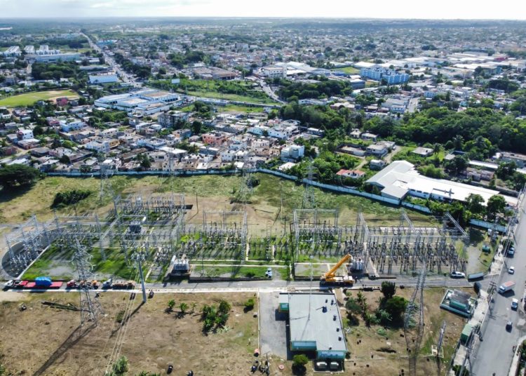 Edeeste informa sobre avería mayor en Hainamosa que afecta el servicio eléctrico