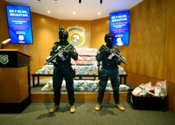 EE.UU. destruye lancha narcoterrorista e incautan 377 paquetes de cocaína en mar dominicano