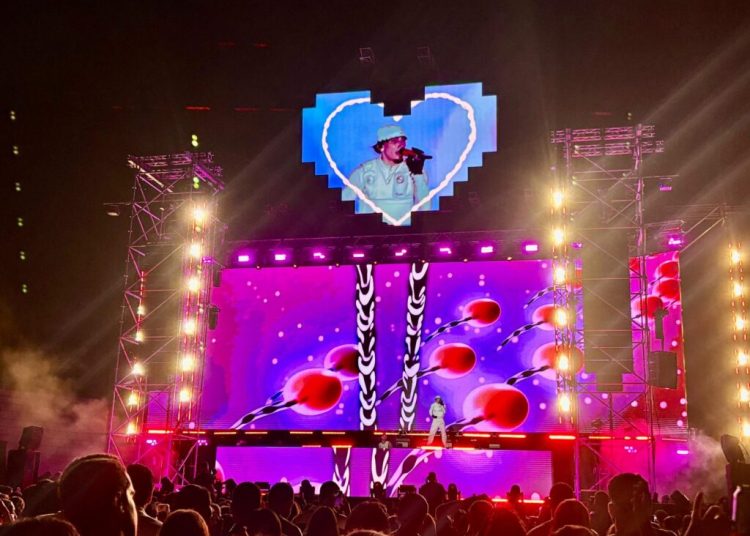 Omar Courtz inicia a lo grande su gira por Latam “Primera Musa” en Santo Domingo