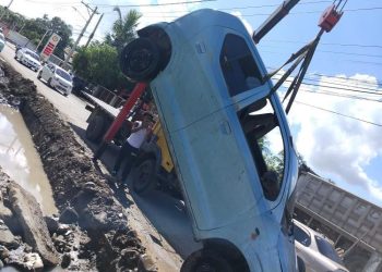 Denuncian que la CAASD expone a la ciudadanía con trabajos sin medidas de seguridad en SDO