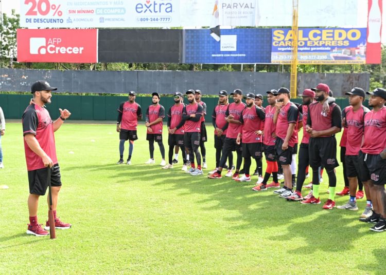 Gigantes del Cibao inician sus entrenamientos con 45 jugadores