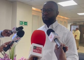 Carlos De Pérez: AILA ha funcionado con “improvisación”, igual que el gobierno del PRM