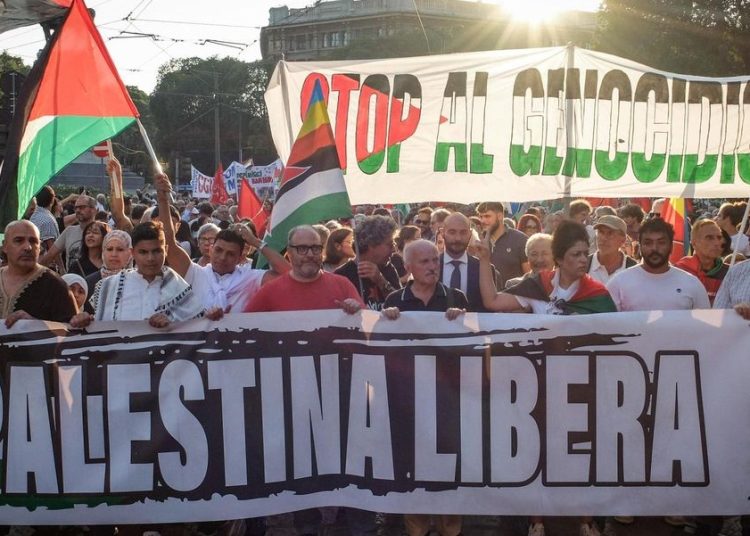 Retrasos en transporte y manifestaciones en toda Italia por huelga de sindicatos por Gaza