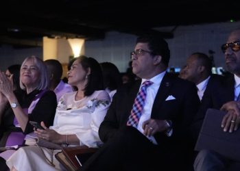 Alcalde de Santo Domingo Este resalta valor patriótico de la Biblia en acto conmemorativo